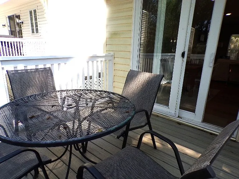 10 Cobblestone Ct — Photo 16