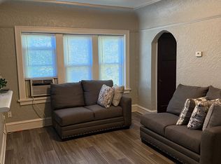 417 N 39th St APT 6, Milwaukee, WI 53208