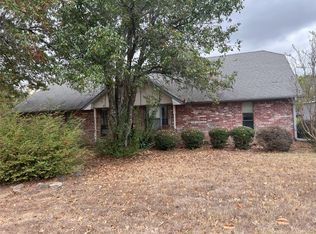 7123 Heather Ln, Paris, TX 75462