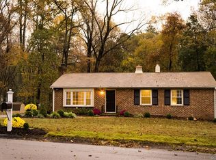 7932 Meadow Dr, Mechanicsville, VA 23111