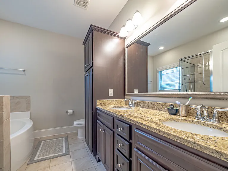 3057 Girard Dr — Photo 32