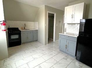 360 Grove St #3, Newark, NJ 07103
