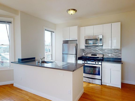 2nd image of 1408 California St #2620132