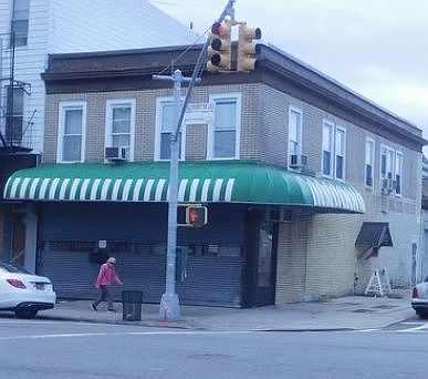 1st image of 9402 3rd Ave #1