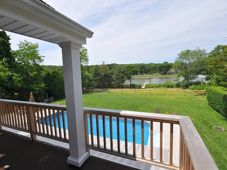 31 Westwood Dr — Photo 33