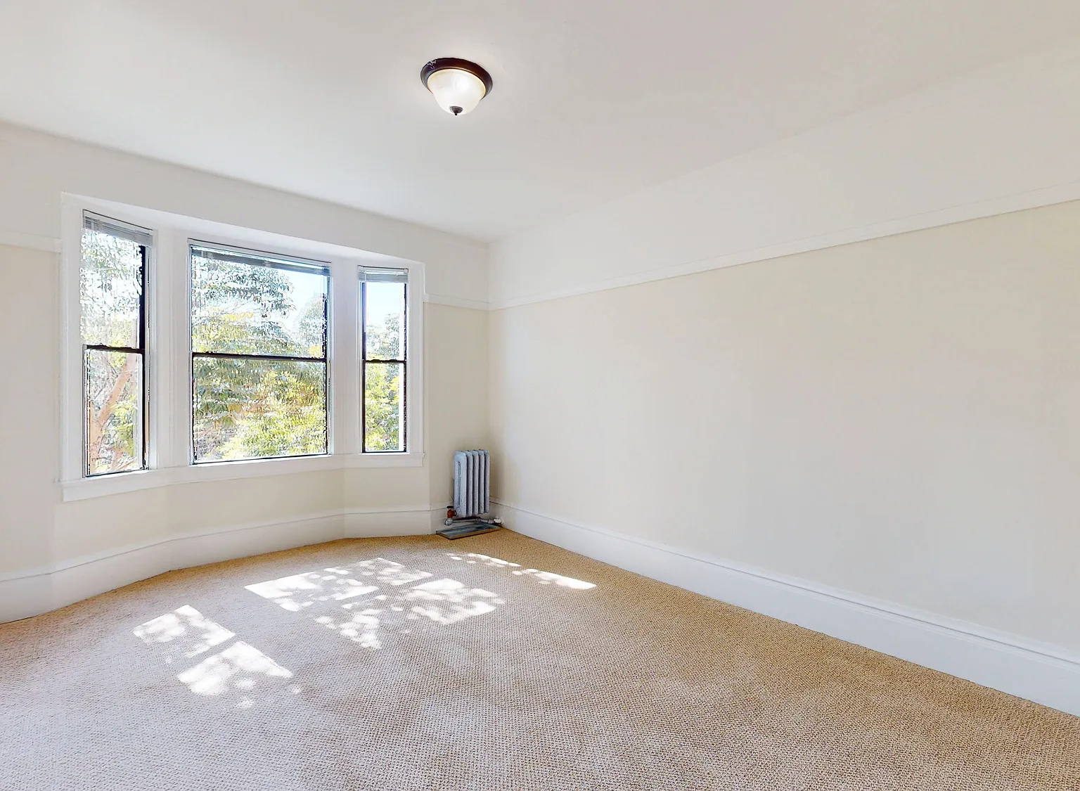 Bright Studio in Hayes Valley Pet-Friendly, Prime Location — Photo 3