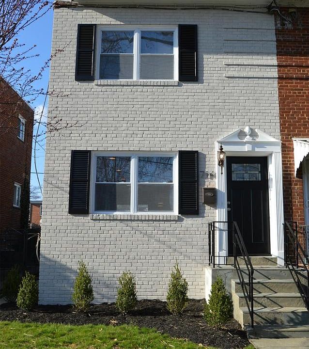 Exterior (Front)