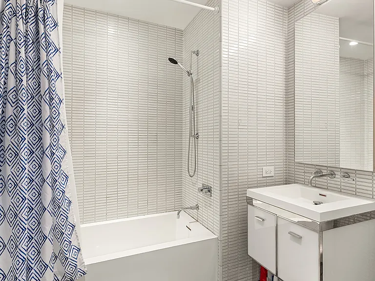 252 South St #42D — Photo 13