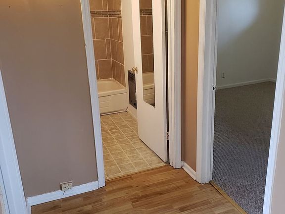 3rd image of 1704 Dodson Ave Unit A