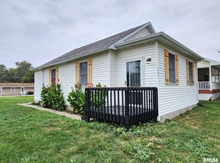 1701 N Logan St, Lincoln, IL 62656