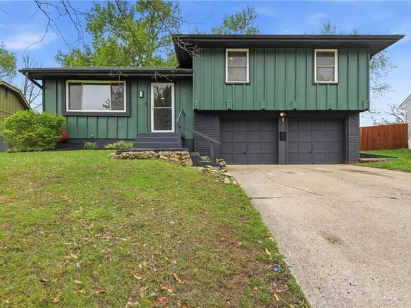 6202 E 140th Ter, Grandview, MO 64030