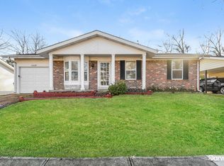 1308 Fenton Hills Rd, Fenton, MO 63026