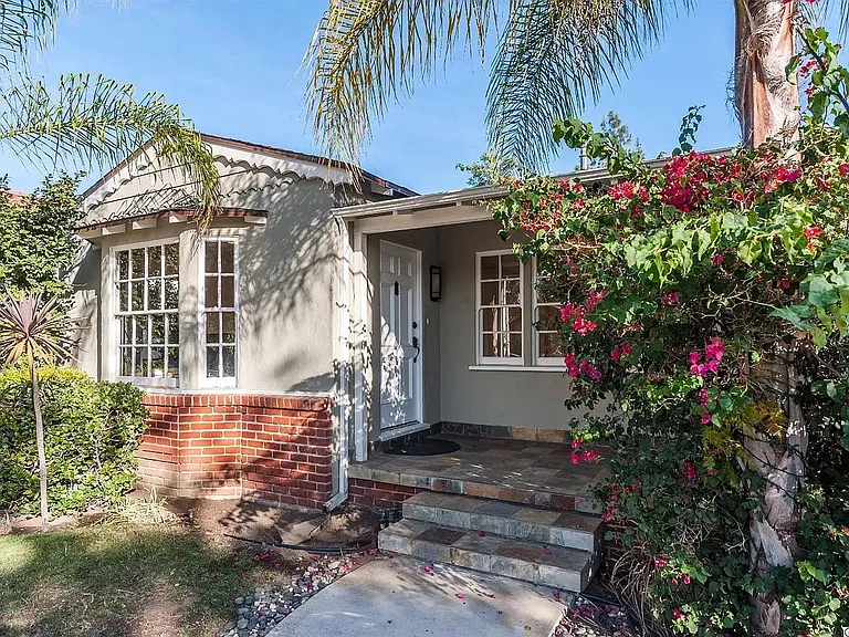 732 Portola Ave — Photo 13