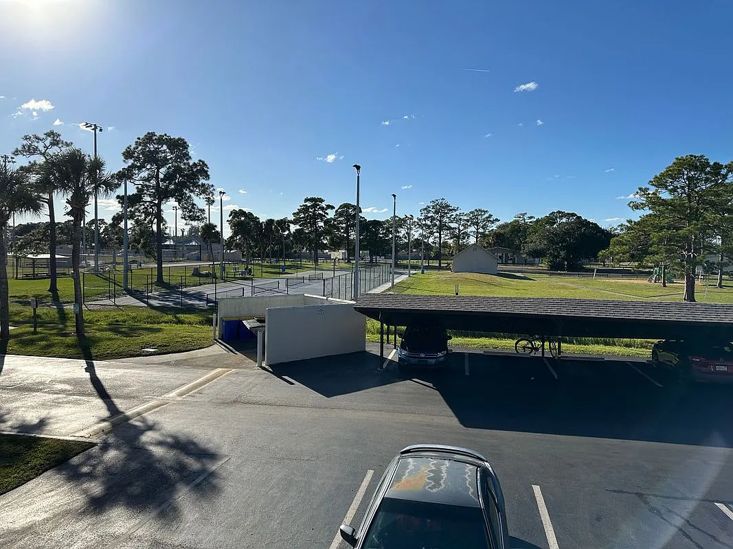 2 bed, 2.0 bath, 940 sqft, $1,850 — Photo 3