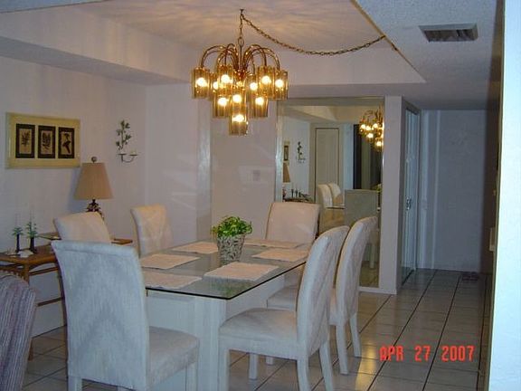 Dinning Rm