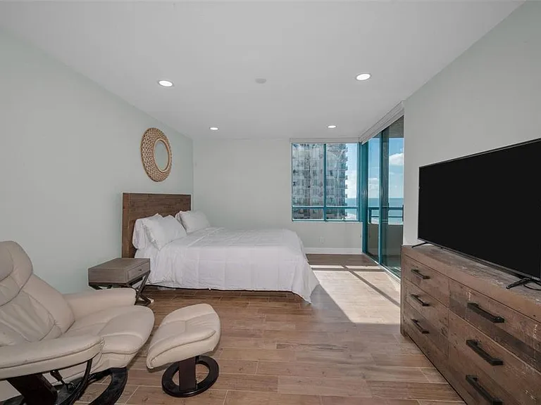 1520 Gulf Blvd #1201 — Photo 29