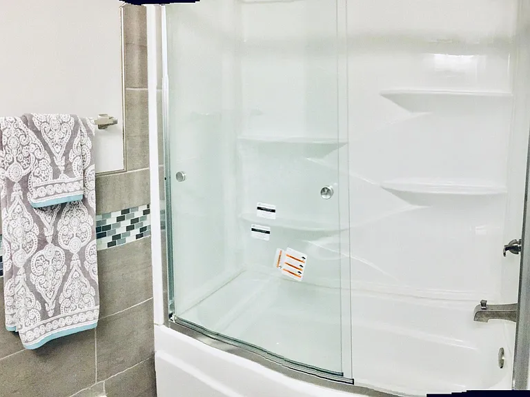 811 Park Ave #2 — Photo 6