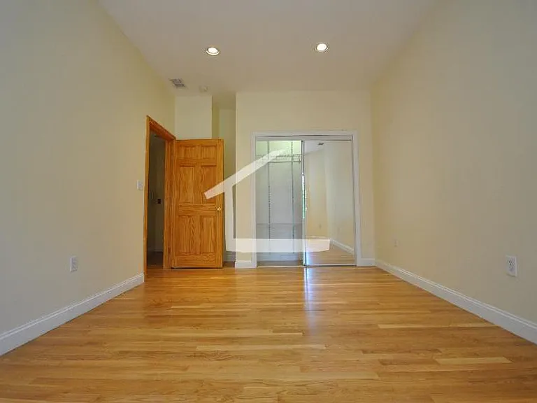 1801 Beacon St #6 — Photo 2