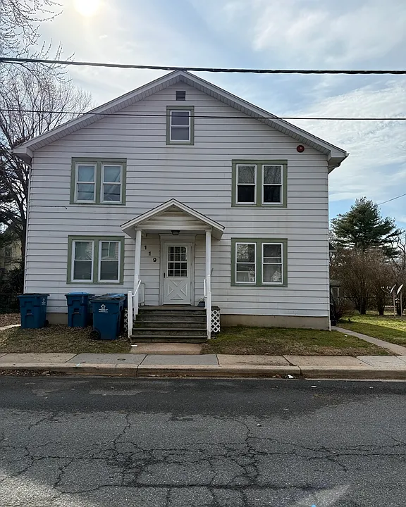 119 Maffitt St #2