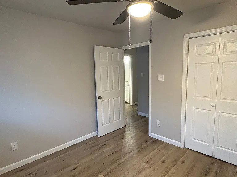 5825 Village Forest Ct — Photo 27
