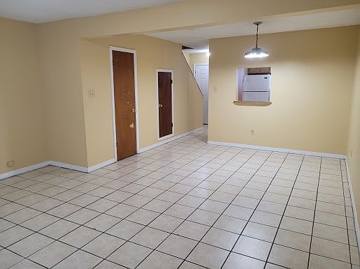 4th image of 11395 New Orleans Ave #5