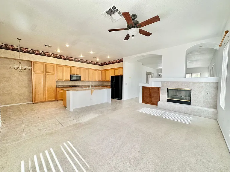 9103 Imperial Castle Ct — Photo 6