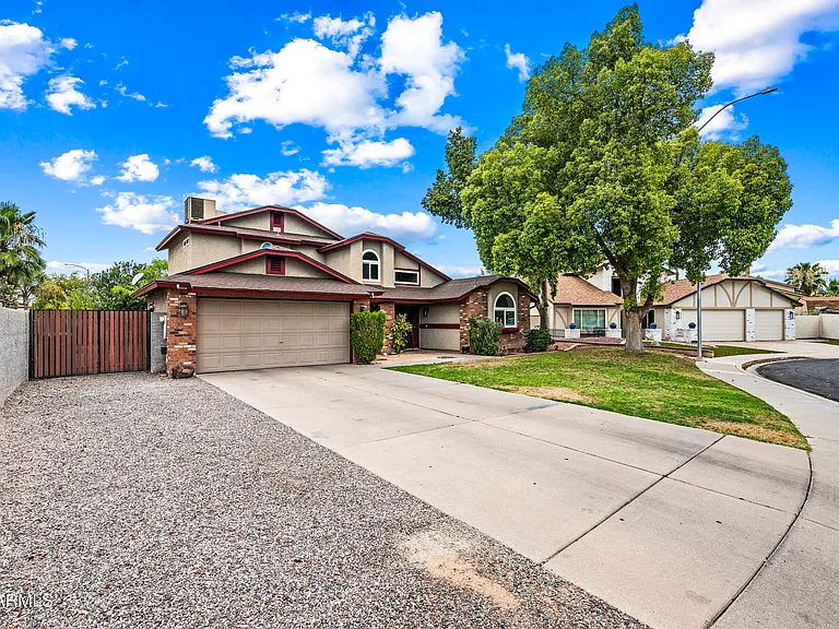 610 N Rosemont Cir — Photo 14