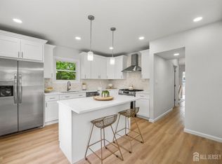 815 Ridgedale Ave, Woodbridge, NJ 07095