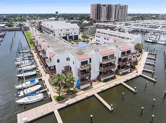 3rd image of 8654 Pontchartrain Blvd APT 15