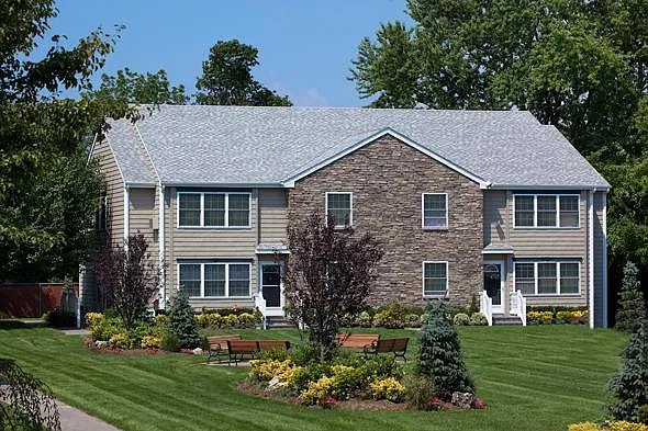 Fairfield Harbor At Babylon Village