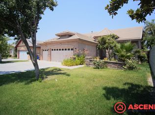 3010 Amber Canyon Pl, Bakersfield, CA 93313