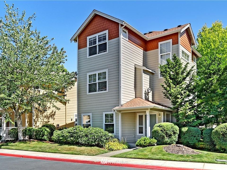 1st image of 522 224th Pl NE