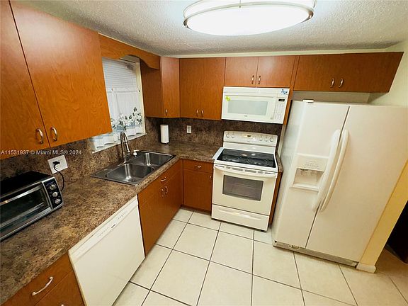 4th image of 6650 Royal Palm Blvd APT 206C