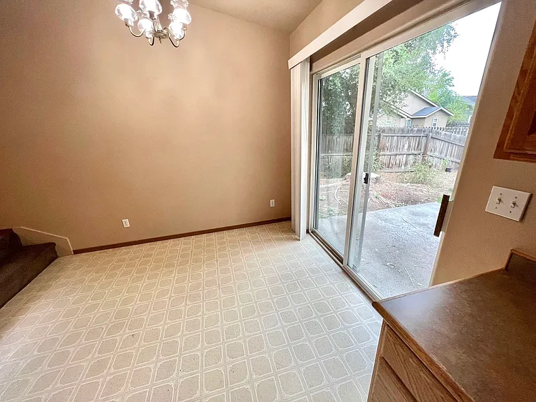 978 NE Hidden Valley Dr #978 — Photo 8