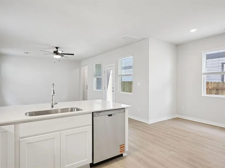 2058 Alice Jay Way — Photo 29
