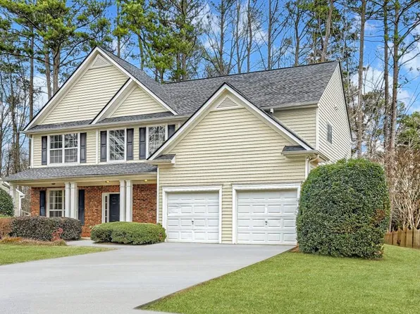 261 Chamberlyn Ln, Hiram, GA 30141