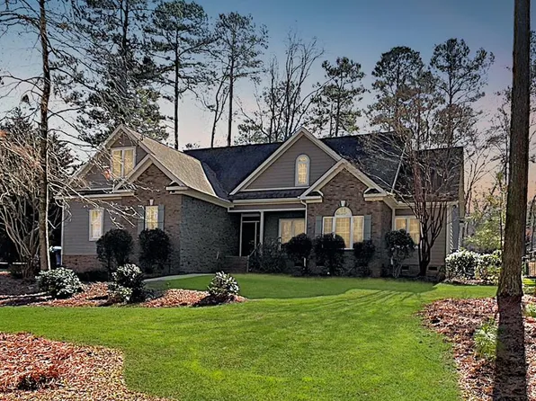 114 Reflections Dr, Greenwood, SC 29646