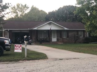 401 Clover Leaf Rd, Cleveland, GA 30528