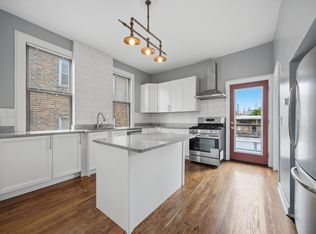 747 N Throop St APT 3, Chicago, IL 60642