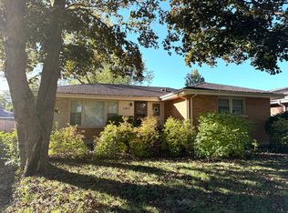 1407 W Sigwalt St, Arlington Heights, IL