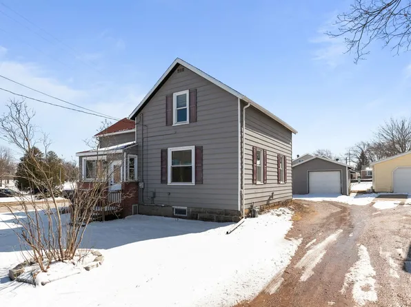 147 Park Ave, Brillion, WI 54110