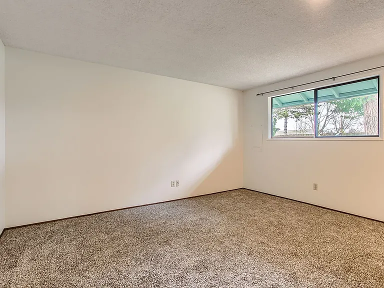 5203 Ogden Ct #B — Photo 14