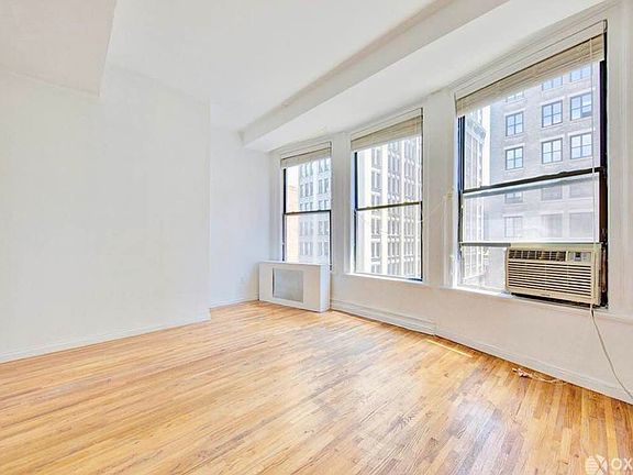 3rd image of 220 Park Ave S APT 7A