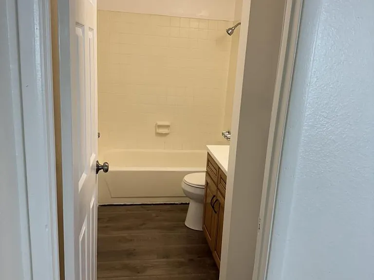 2377 Exeter Dr — Photo 7