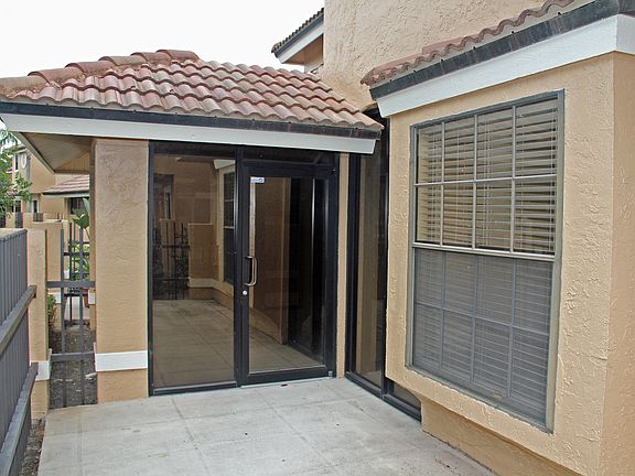 2nd image of 384 S Prestwick Circle #4