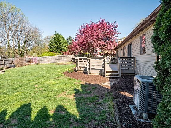 5th image of 1104 Quail Dr