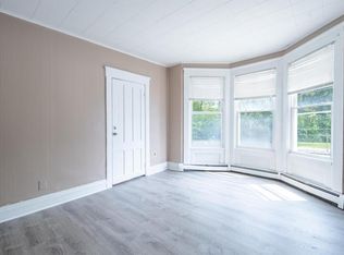 2433 Broadway #1, Watervliet, NY 12189