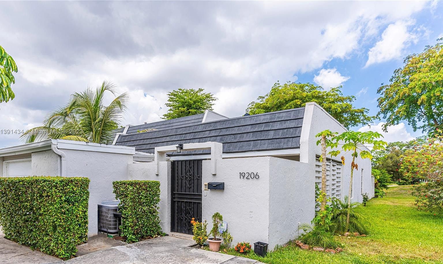 19206 Bobolink Dr UNIT 19206, Hialeah, FL 33015 Zillow