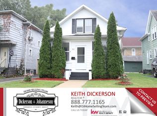 305 Evans Ave, Aurora, IL 60505