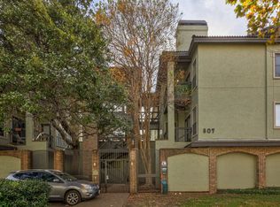 807 W 25th St APT 215, Austin, TX 78705